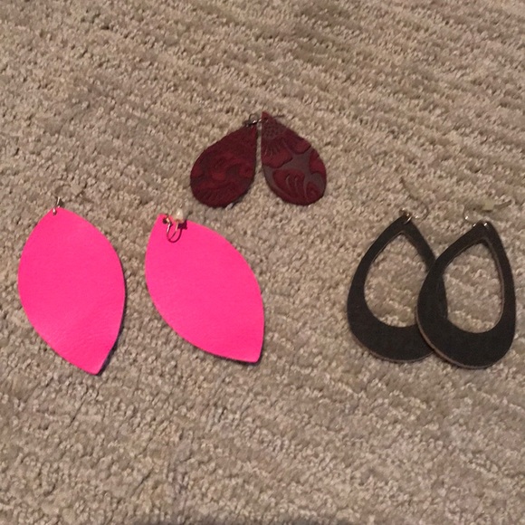 None Jewelry - Fun bundle of leather earrings